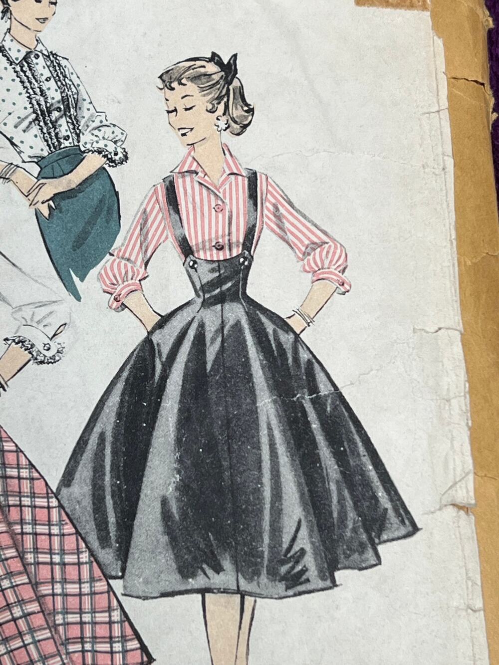 Advance 8064 Circle skirt high waist suspenders 1950s